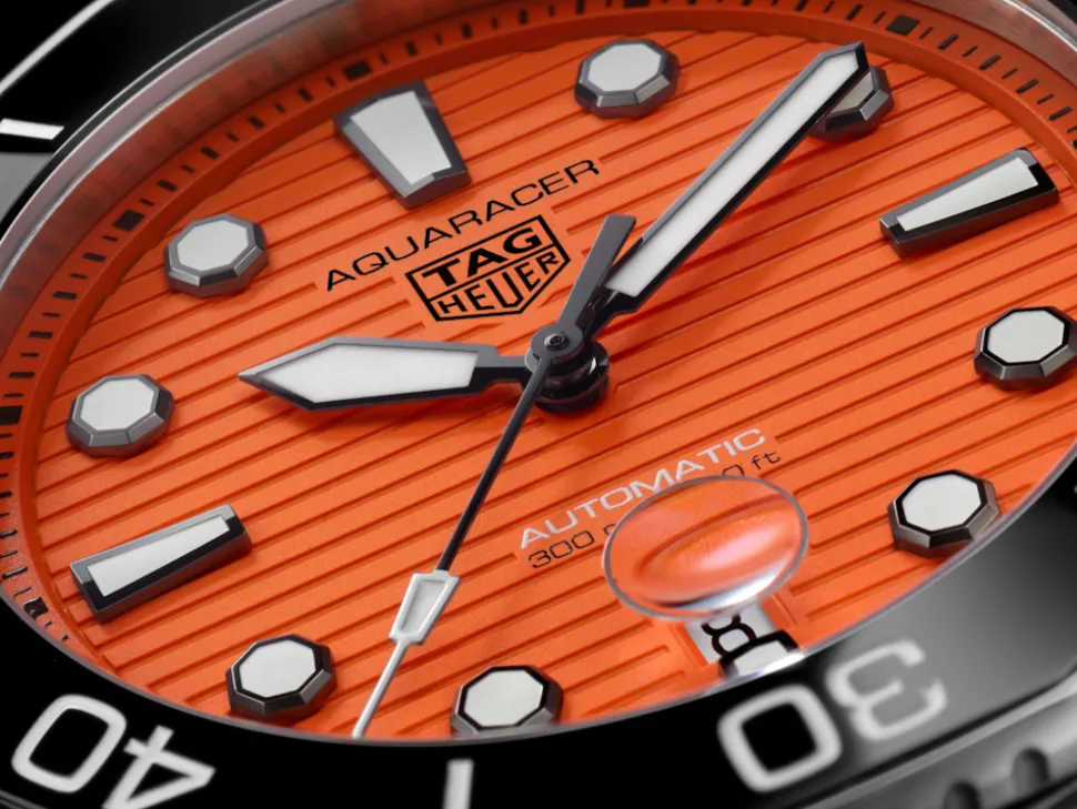 Online TAG Heuer Aquaracer Professional 300 Orange Diver