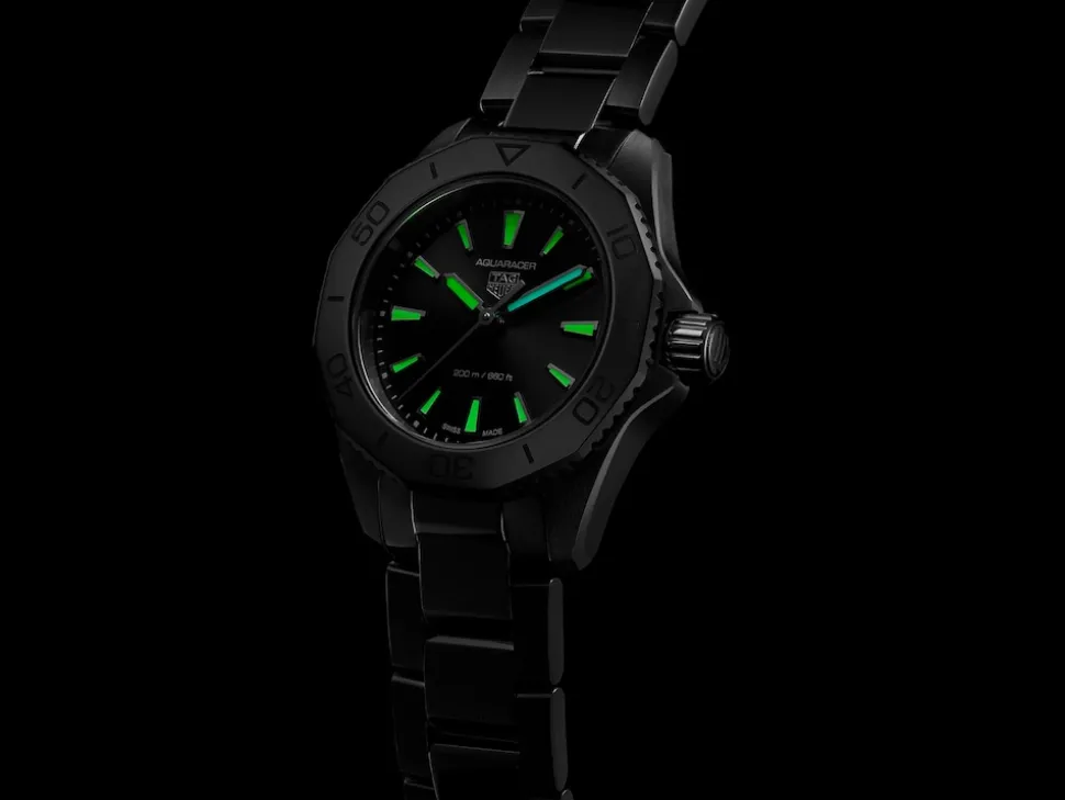 New TAG Heuer Aquaracer Professional 200