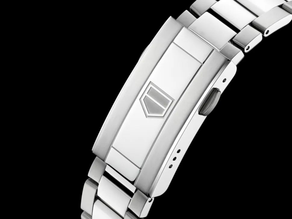 Discount TAG Heuer Aquaracer PROFESSIONAL 200 SOLARGRAPH
