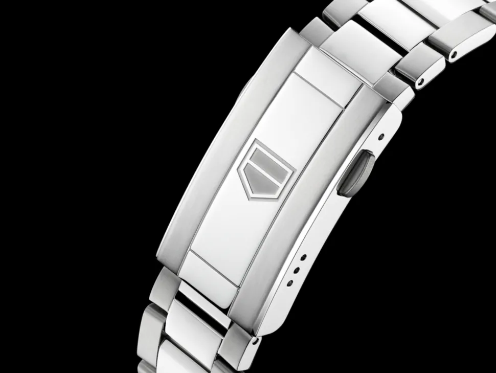 Shop TAG Heuer Aquaracer Professional 200 Chronograph