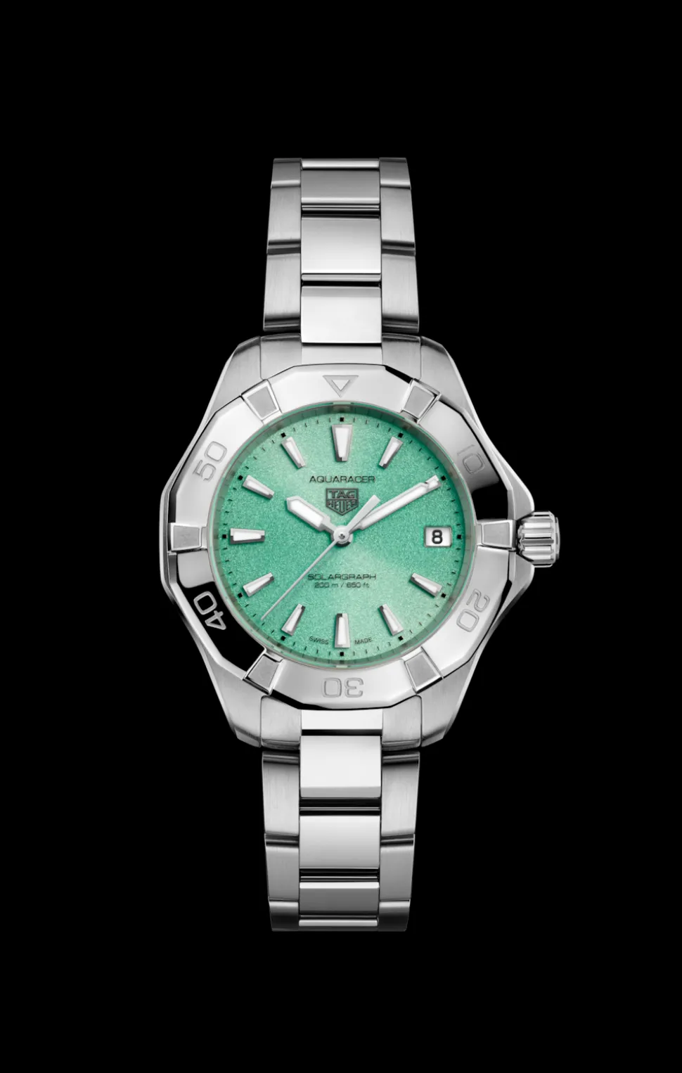 Shop TAG Heuer Aquaracer Professional 200 Solargraph