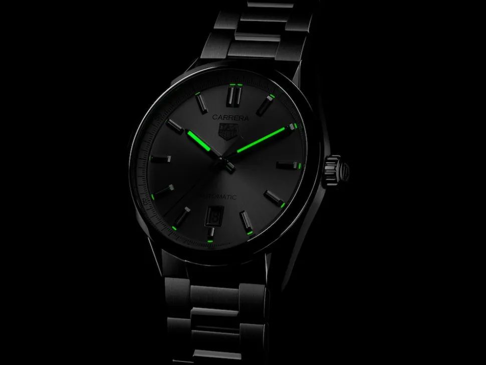 Shop TAG Heuer Carrera Date