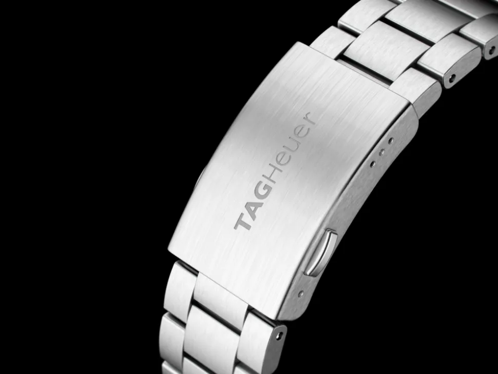 New TAG Heuer Formula 1 Chronograph x Red Bull Racing